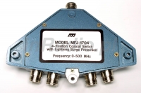 Przełącznik antenowy MFJ-1704N cztero-pozycyjny z zabezpieczeniem przed wyładowaniami elektrycznymi